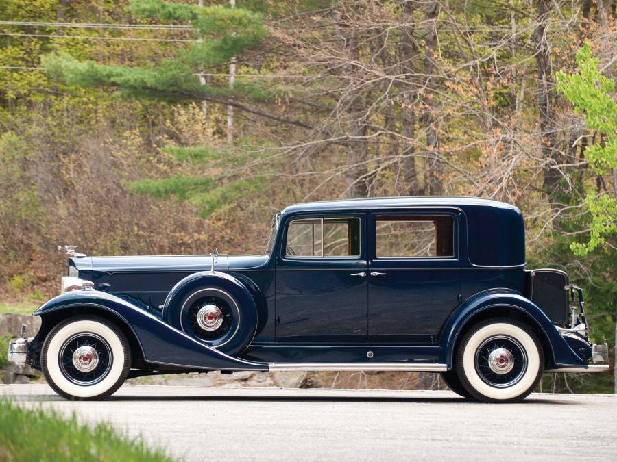  Packard Twelve Club Sedan 1933 года  (фото 29 из 31)